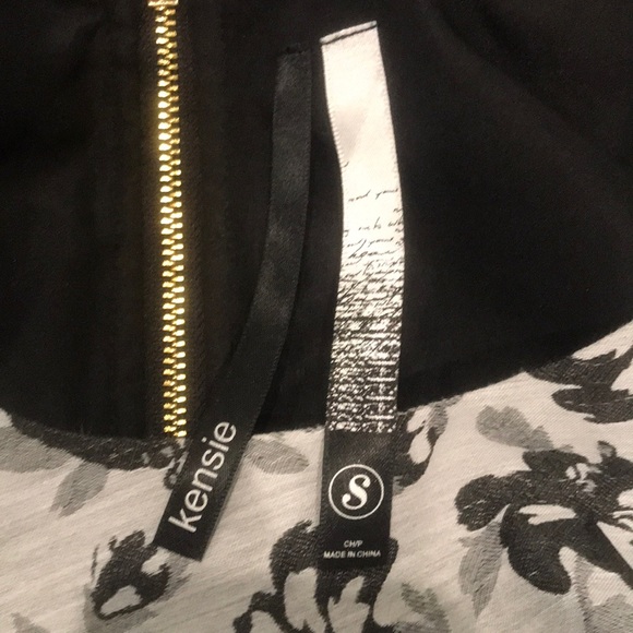 Kensie gray & black flower dress - Picture 3 of 5